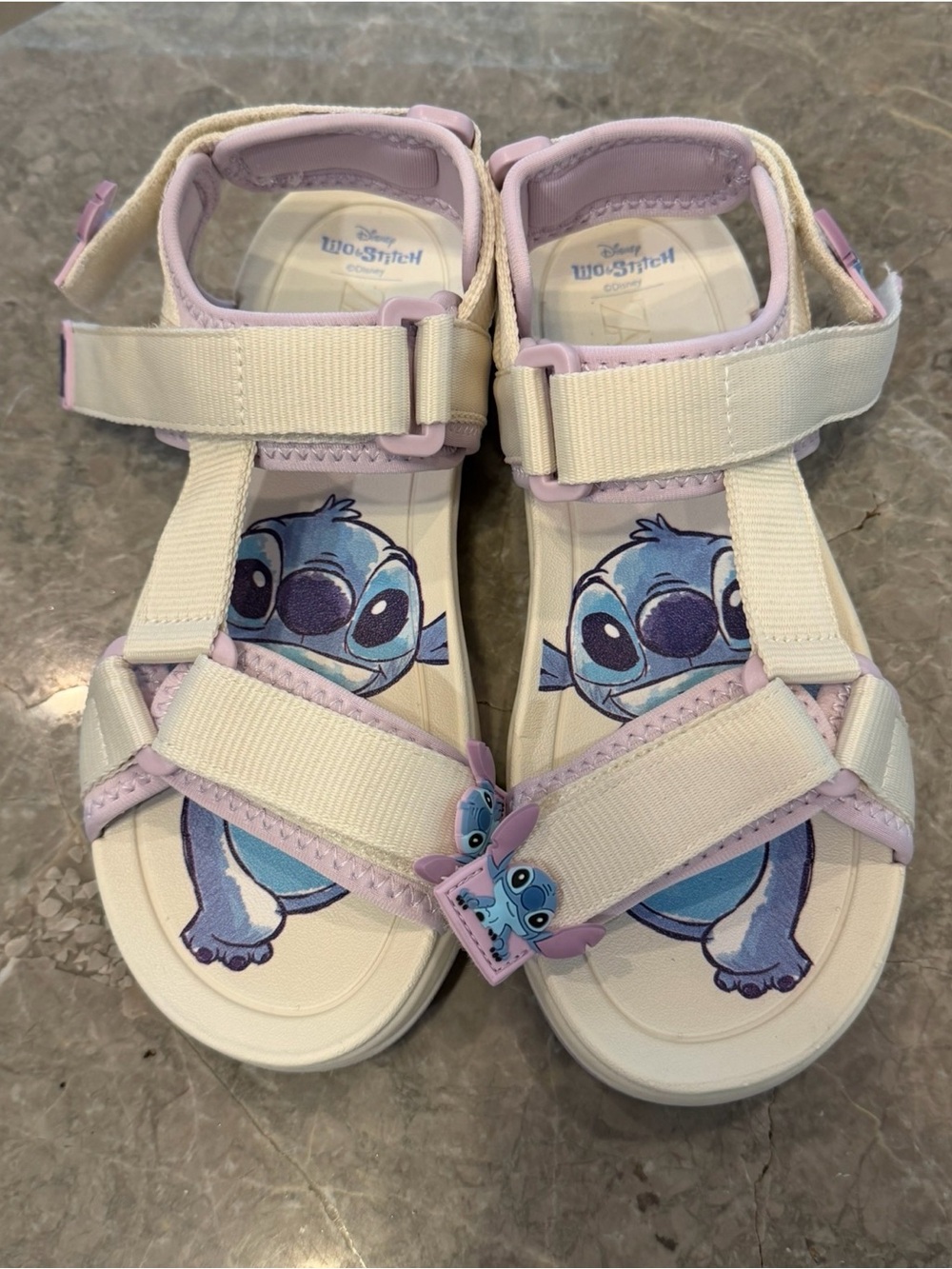 size 4 (9 inch) Zara girl sandals new (Stich)